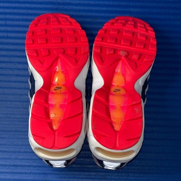 Size 9- Women’s Nike Air Max 95 307960-405 White Running Shoes Sneakers - Picture 8 of 8